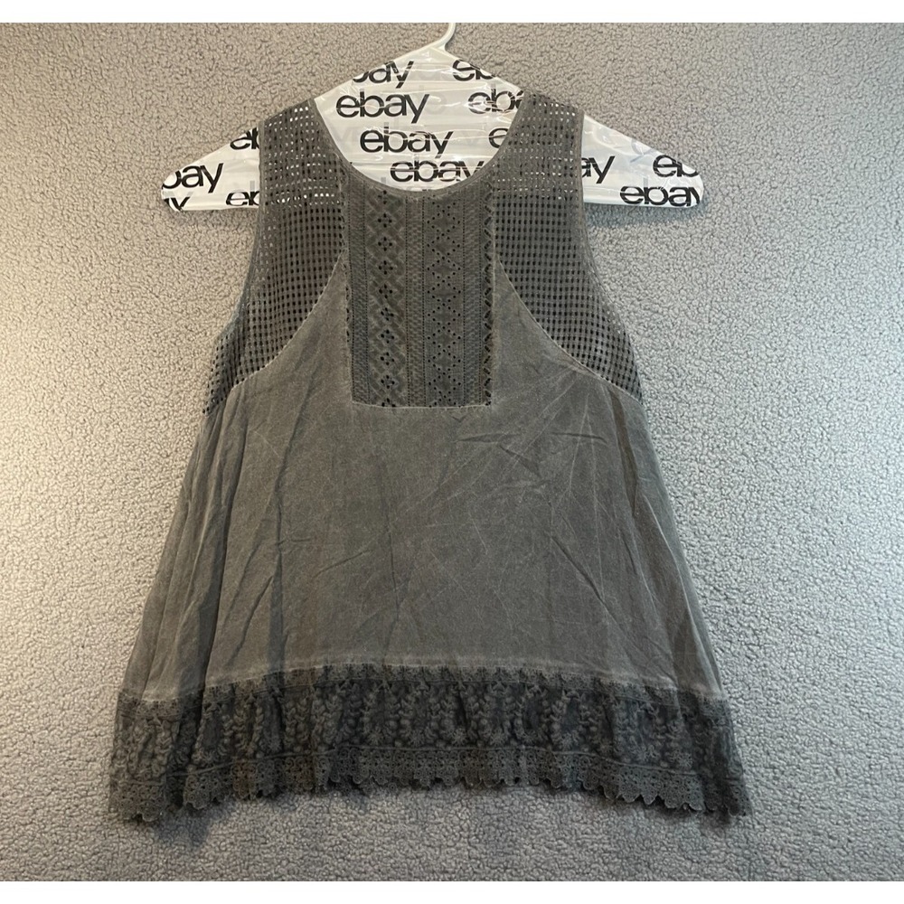 Agnes & Dora Top with Waffle Design on‎ Neck and sides, Lace Trim, Gray Size L